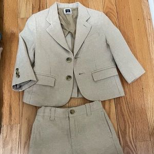 Janie and Jack Boys 2T spring Blazer and Shorts set in Khaki color.